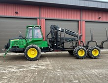 2017 John Deere 1110G